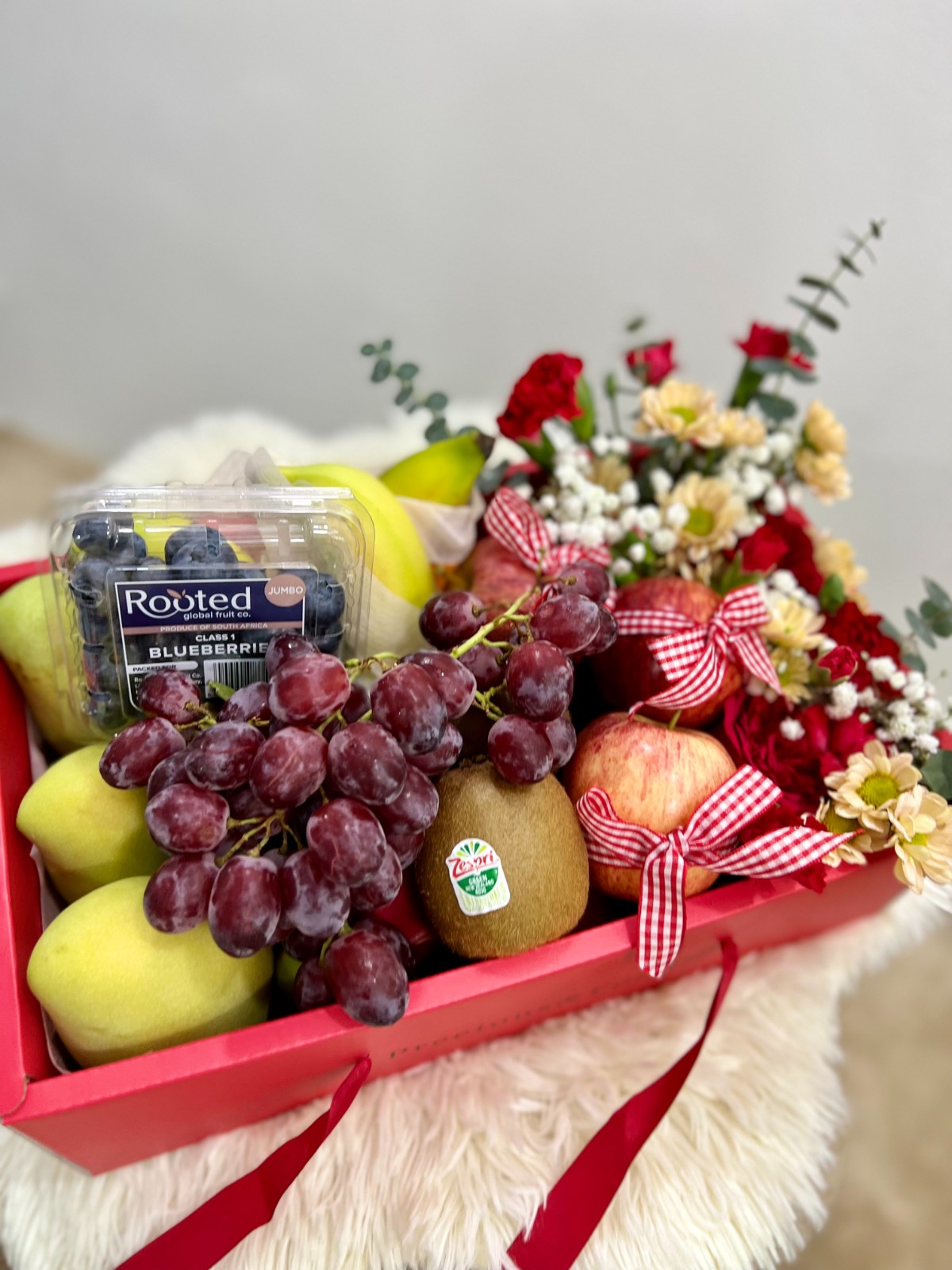 Red Fruits & Flower Box