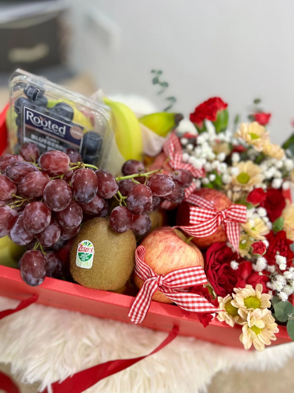 Red Fruits & Flower Box