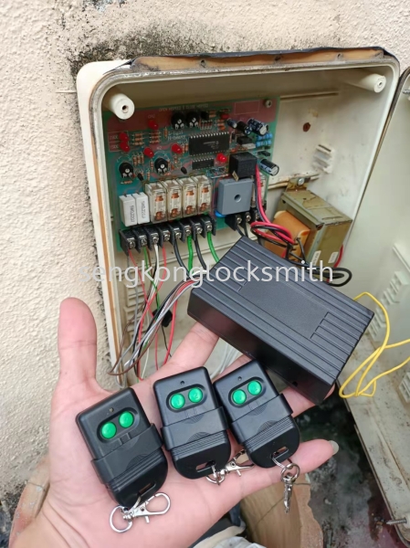 replace auto door receiver Our Door Service Selangor, Malaysia, Kuala Lumpur (KL), Puchong Supplier, Suppliers, Supply, Supplies | Seng Kong Locksmith Enterprise