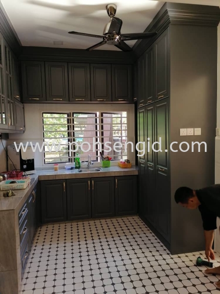 Nyatoh Spray Paint Kitchen Cabinet #SERI REMBAU #REMBAU Kitchen Seremban, Negeri Sembilan (NS), Malaysia Renovation, Service, Interior Design, Supplier, Supply | Poh Seng Furniture & Interior Design