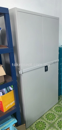 Full Height Cupboard With Locking Bar 