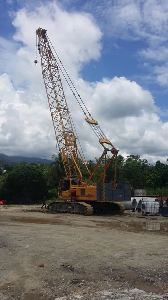 80 TONS CRAWLER CRANE