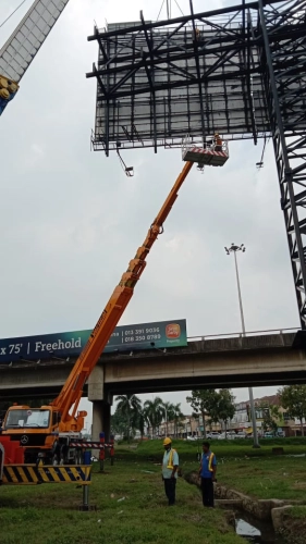 SKYLIFT RENTAL FOR SIGNBOARD INSTALL AT SRI PETALING | BUKIT JALIL | KUALA LUMPUR (KL)