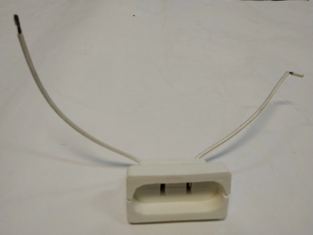 PAR56 GX16D Ceramic Holder 600V 1000W c/w Teflon wires