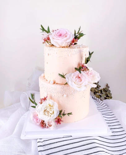 2 tiers - Wedding Cake  - Floral - Buttercream Cake