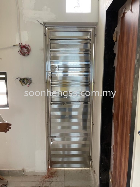  SINGLE DOOR STAINLESS STEEL Johor Bahru (JB), Skudai, Malaysia Contractor, Manufacturer, Supplier, Supply | Soon Heng Stainless Steel & Renovation Works Sdn Bhd