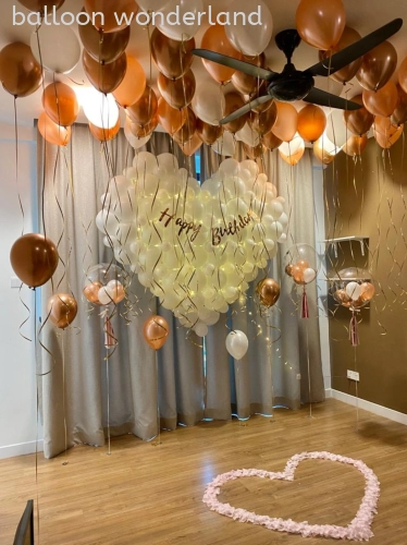 Room Birthday Balloon Set Up