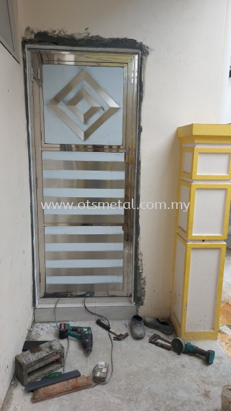 SSD039 Stainless Steel Door Johor Bahru (JB) Design, Supplier, Supply | OTS Metal Works