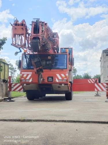 MOBILE CRANE 80TON