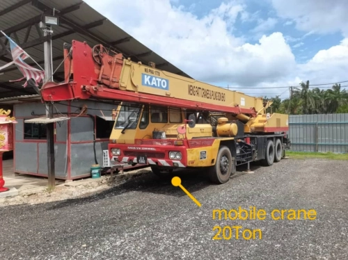 MOBILE CRANE 20TON