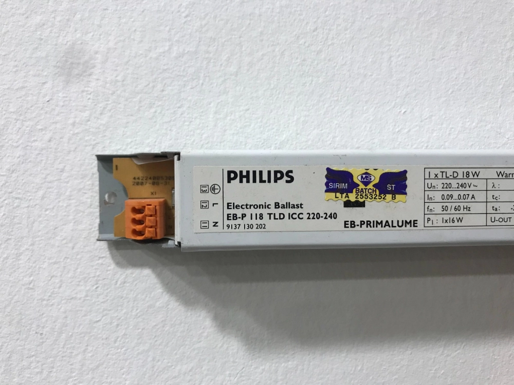 PHILIPS EB-P 118 TLD ICC 220-240V 50/60HZ ELECTRONIC BALLAST 9137130202