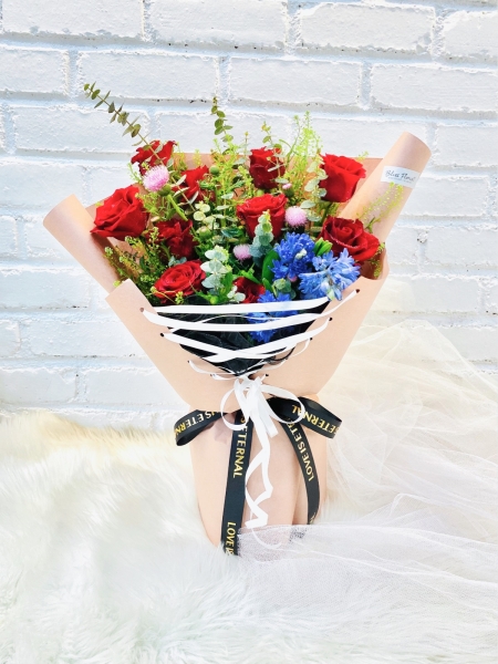 Konichiwa Roses Bouquets -Fresh Flowers  Melaka Retailer, Services | BLISS FLORIST