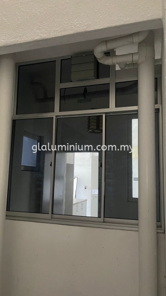 S. Windows 3 panels + Above fit glass + Exhaust fan ( silver + dark glass / 72" x 78"h)@Palmyra Residence, Bandar Bukit Mahkota, Bangi  Aluminium Sliding Windows Selangor, Malaysia, Kuala Lumpur (KL), Cheras Supplier, Installation, Supply, Supplies | GL GLASS & ALUMINIUM TRADING