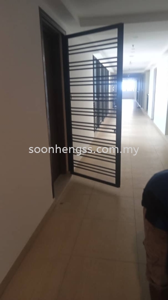  SINGLE DOOR METAL WORKS Johor Bahru (JB), Skudai, Malaysia Contractor, Manufacturer, Supplier, Supply | Soon Heng Stainless Steel & Renovation Works Sdn Bhd