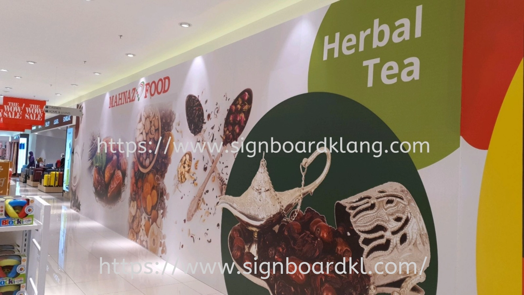 INDOOR HOARDING SIGNBOARD