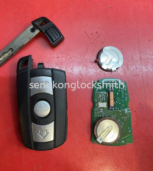 Replace Bmw car control battery Change car Battery Selangor, Malaysia, Kuala Lumpur (KL), Puchong Supplier, Suppliers, Supply, Supplies | Seng Kong Locksmith Enterprise