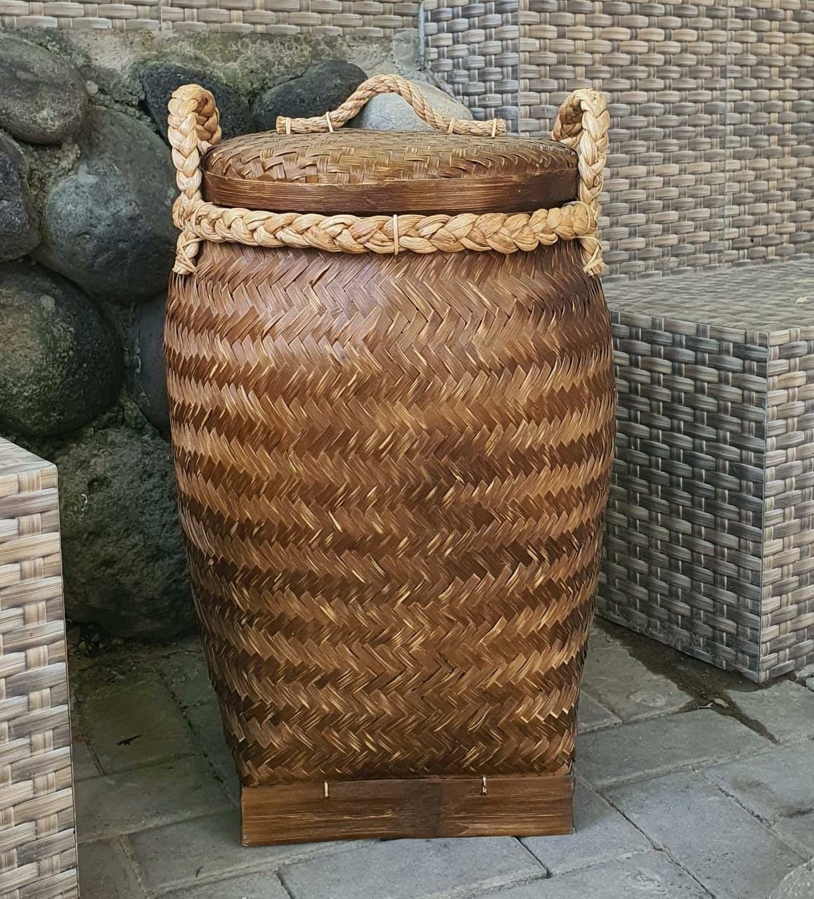 LAU 021 - ROUND LAUNDRY COCA COLA (BROWN WASH)