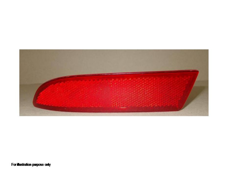 Toyota Avanza 1.3 2012 Rear Bumper Reflector