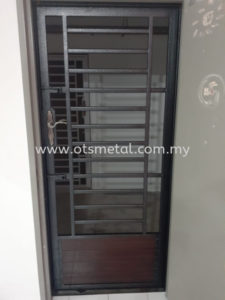 MD028 Metal Door (Grill) Johor Bahru (JB) Design, Supplier, Supply | OTS Metal Works