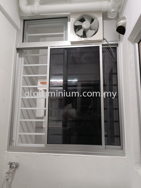  s. Windows 2 panel + Above fit glass and Exhaust ( silver + dark glass) @Apartment sutera bayu, jalan palma 3,Taman bukit palma, kajang Sliding windows + Above fit glass Aluminium Sliding Windows Selangor, Malaysia, Kuala Lumpur (KL), Cheras Supplier, Installation, Supply, Supplies | GL GLASS & ALUMINIUM TRADING