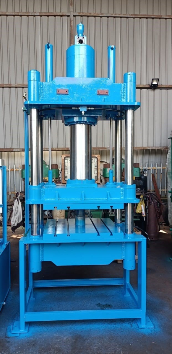 100 Ton Hydraulic Four Column Press Machine HYDRAULIC PRESS MACHINE  Selangor, Malaysia, Kuala Lumpur (KL), Puchong