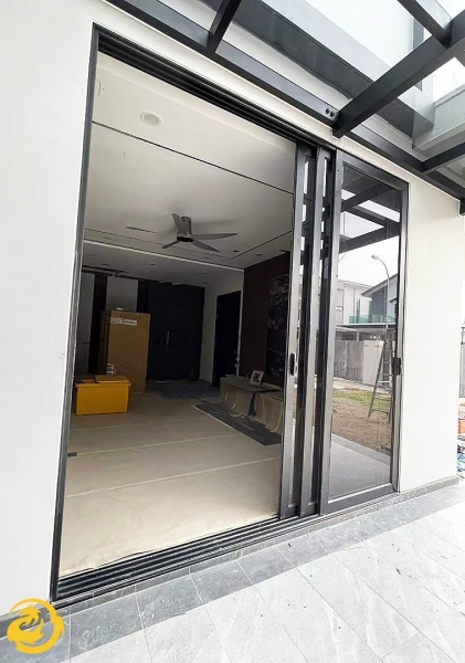 sliding door High performance sliding door  Glass products Residential  Johor Bahru (JB), Malaysia, Ulu Tiram Supplier, Manufacturer, Supply, Supplies | GAO YONG GLASS & ALUMINIUM WORKS SDN. BHD.