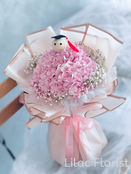 GB 004 Graduation Bouquet Selangor, Malaysia, Kuala Lumpur (KL), Puchong Supplier, Delivery, Supply, Supplies | LILAC FLORIST & GIFT SHOP