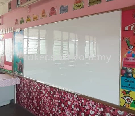 Wall Mounted Standard Magnetic Whiteboard 