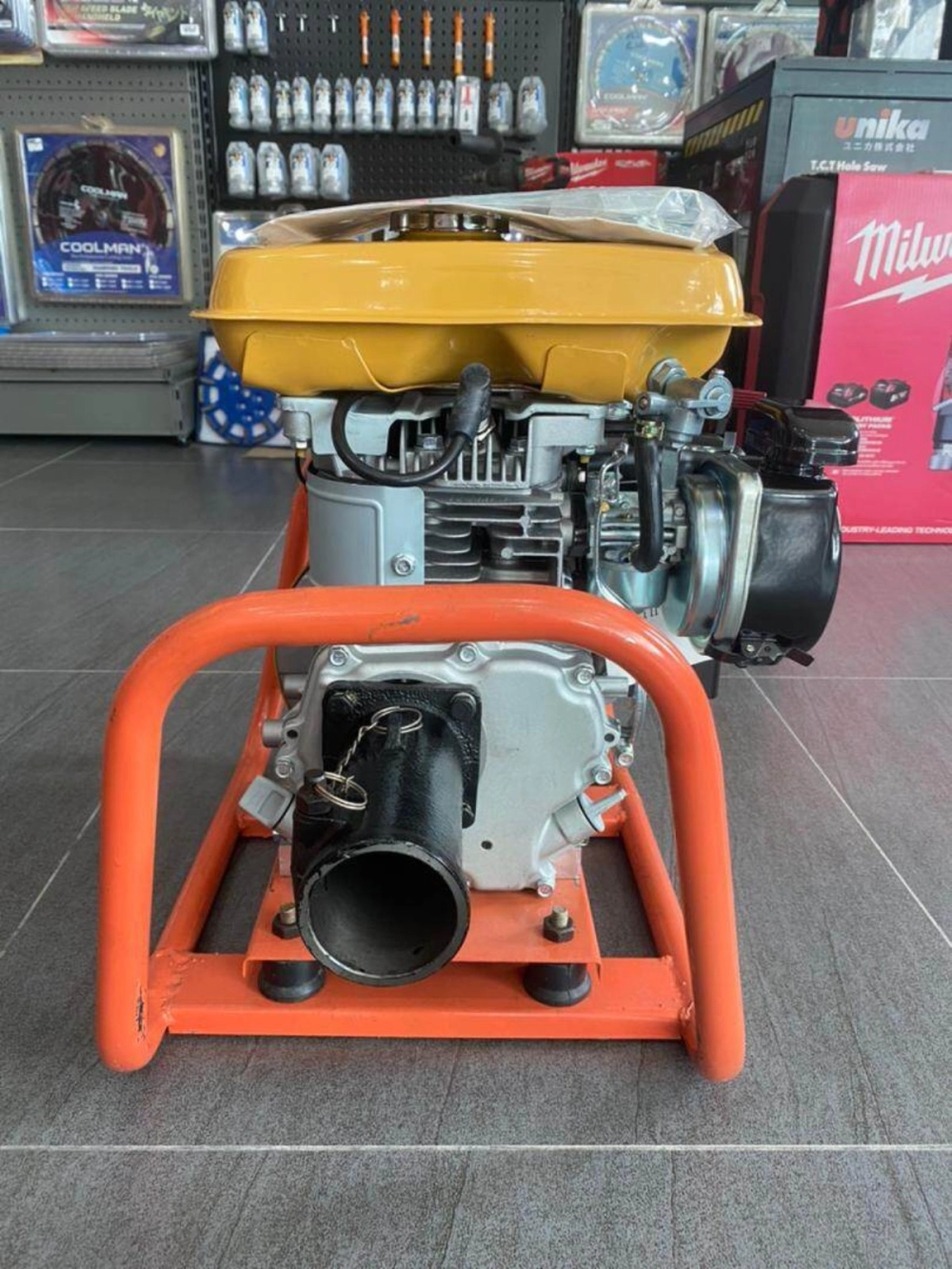 ROBENS RB20-AS GASOLINE ENGINE C/W FRAME, HOUSING & COUPLING