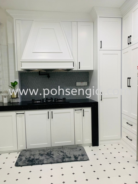 Nyatoh Spray Paint Kitchen Cabinet #LAMAN PUTERI  #SEREMBAN Kitchen Seremban, Negeri Sembilan (NS), Malaysia Renovation, Service, Interior Design, Supplier, Supply | Poh Seng Furniture & Interior Design