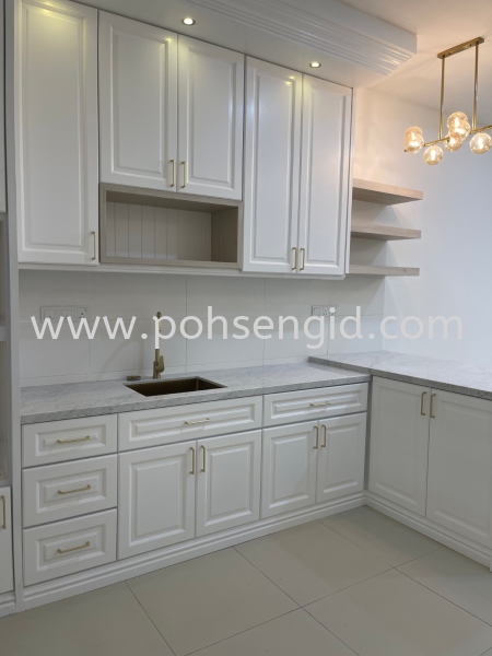 Nyatoh Spray Paint Kitchen Cabinet #LUNARIA  #RESORT HOMES  #BANDAR SRI SENDAYAN Kitchen Seremban, Negeri Sembilan (NS), Malaysia Renovation, Service, Interior Design, Supplier, Supply | Poh Seng Furniture & Interior Design