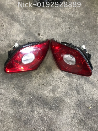 VOLKSWAGEN PASSAT CC REAR BONET LAMP