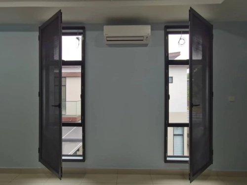 Security Stainless Steel Mosquito Wire Mesh Casement Window @ Bandar Cemerlang