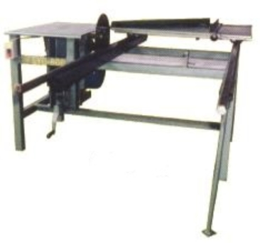 Sliding Table Circular Saw Machine