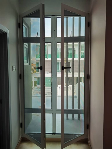 Security Stainless Steel Mosquito Wire Mesh Casement Window @ Taman Nusa Sentral