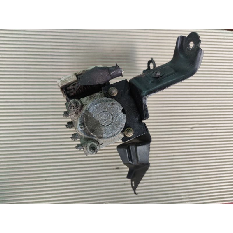 Toyota Alphard ANH10 ABS Pump (5K)