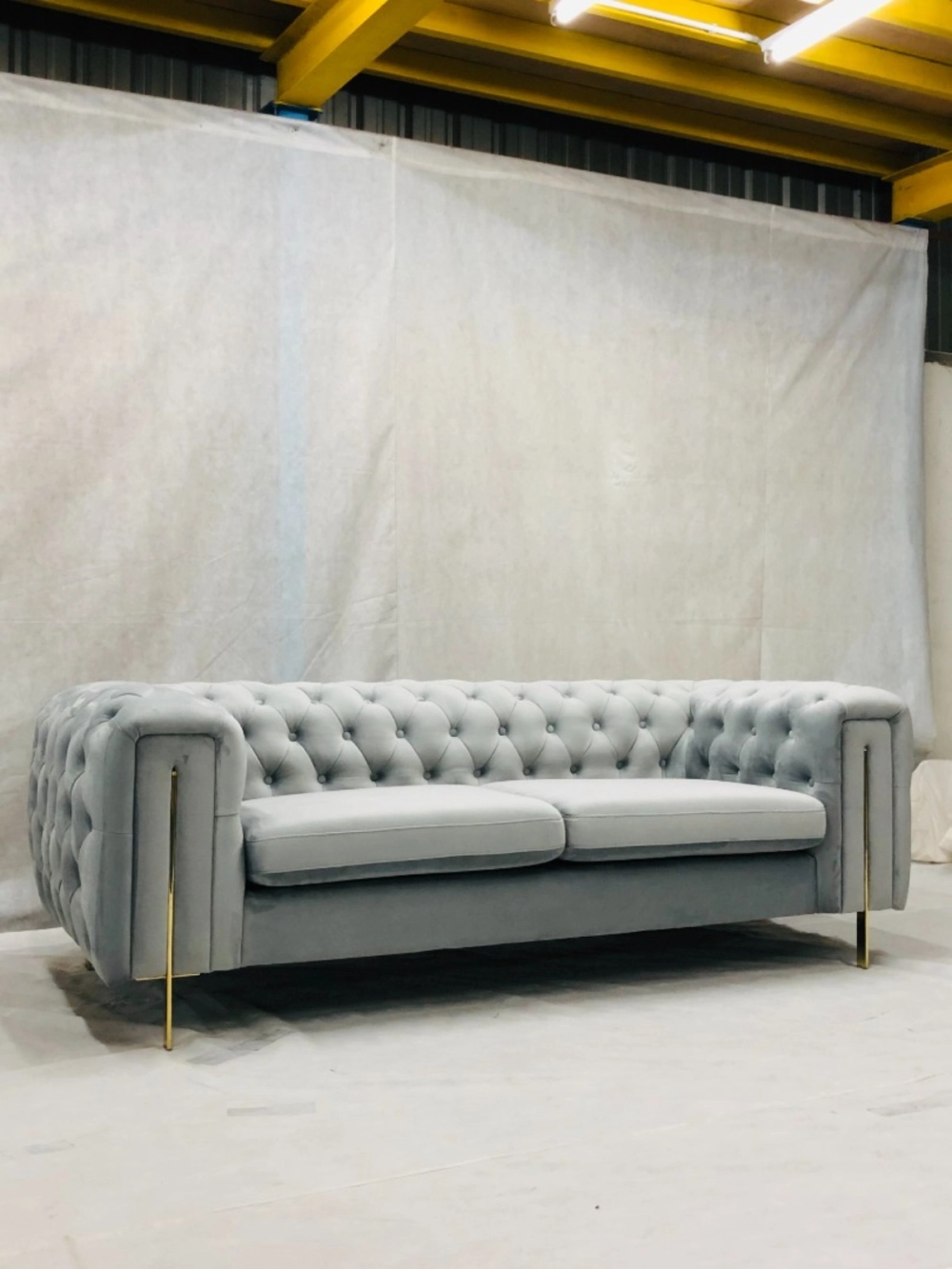 CHESTERFIELD ELEGANT SOFA