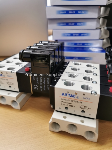 4V210-08 DC24V with 4 stations manifold | 5/2 way single solenoid valve with 4 stations manifold  5/2 Way Valve Control Valve Pneumatic Components Penang, Malaysia, Perai Supplier, Suppliers, Supply, Supplies | Prominent Supplies (M) Sdn Bhd