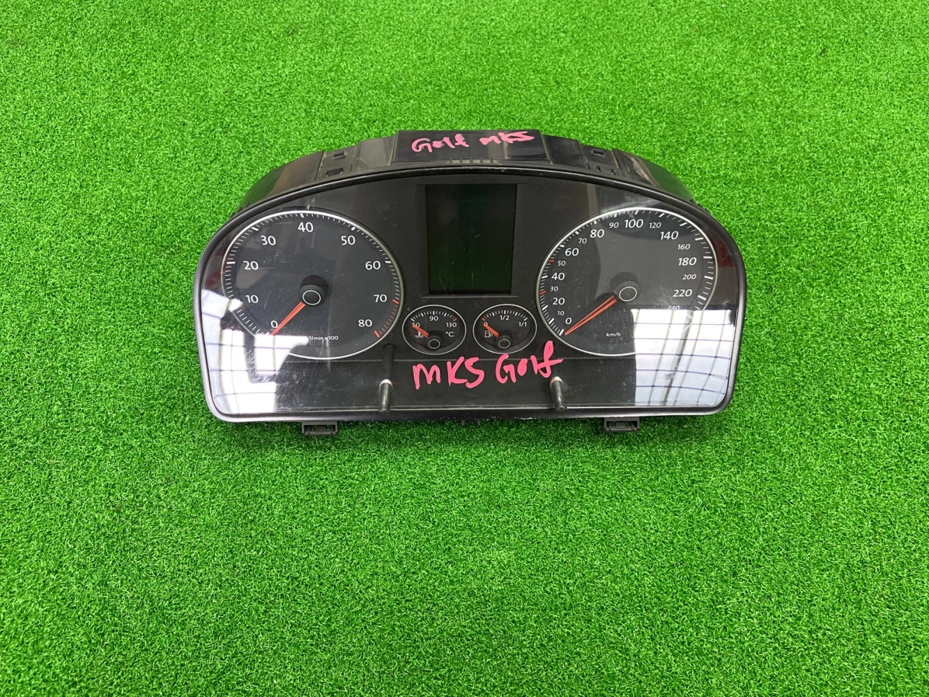 Volkswagen Touran 1T0 920 874C Meter