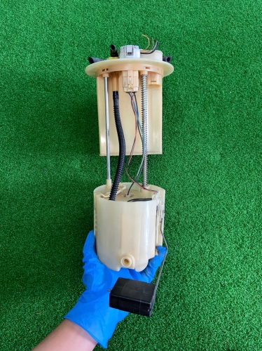 Toyota NCP93 Fuel Pump/Petrol Pump Used