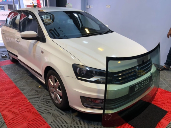 Volkswagen Vento Car Tinted & Windscreen Replacement