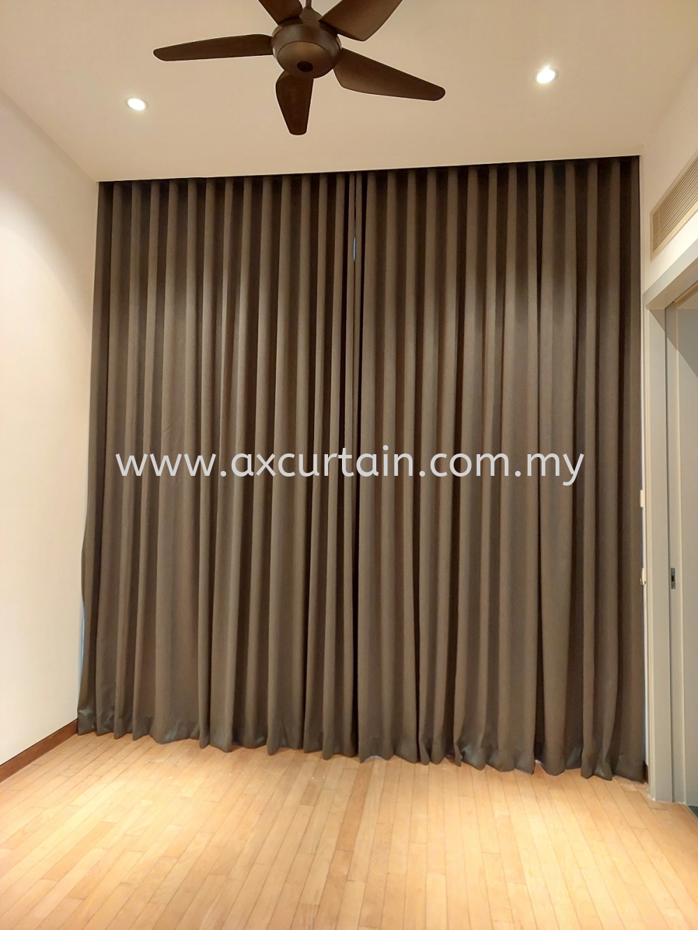 Ripple Fold Curtains 