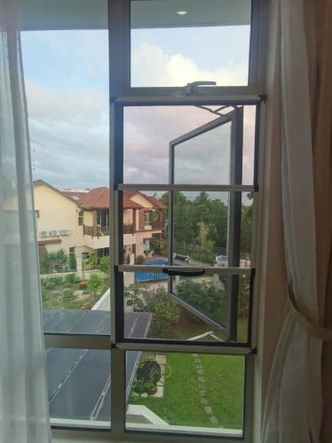 3 Section 0.6mm Stainless Steel Mosquito Wire Mesh Window @ 56, Jalan Ambang, Horizon Hills