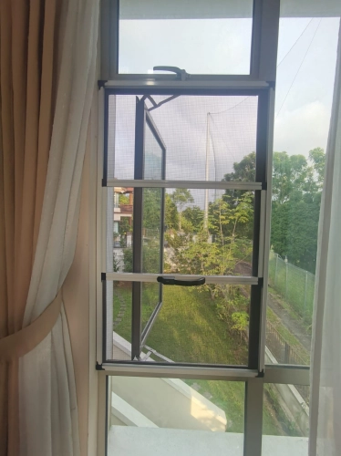 3 Section 0.6mm Stainless Steel Mosquito Wire Mesh Window @ 56, Jalan Ambang, Horizon Hills