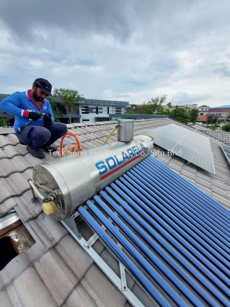 Chateau Garden, Ipoh SERVICE & MAINTENANCE CHECKING LEAKING OF SOLAR STORAGE TANK AND PANELS Perak, Malaysia, Ipoh Supplier, Suppliers, Supply, Supplies | Teck Seng Hin Electric Co. Sdn Bhd