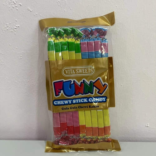 FUNNY CHEWY STICK CANDY 8G*18'S