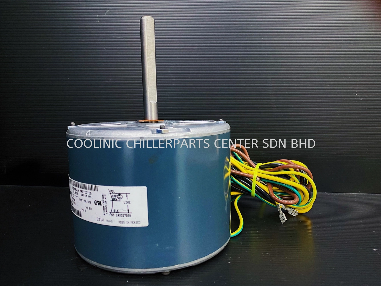 38HD580-694 Fan Motor [5KCP39FFR496S] 1/4-HP/900RPM-230V-1PH-50HZ W/O Fan Capacitor