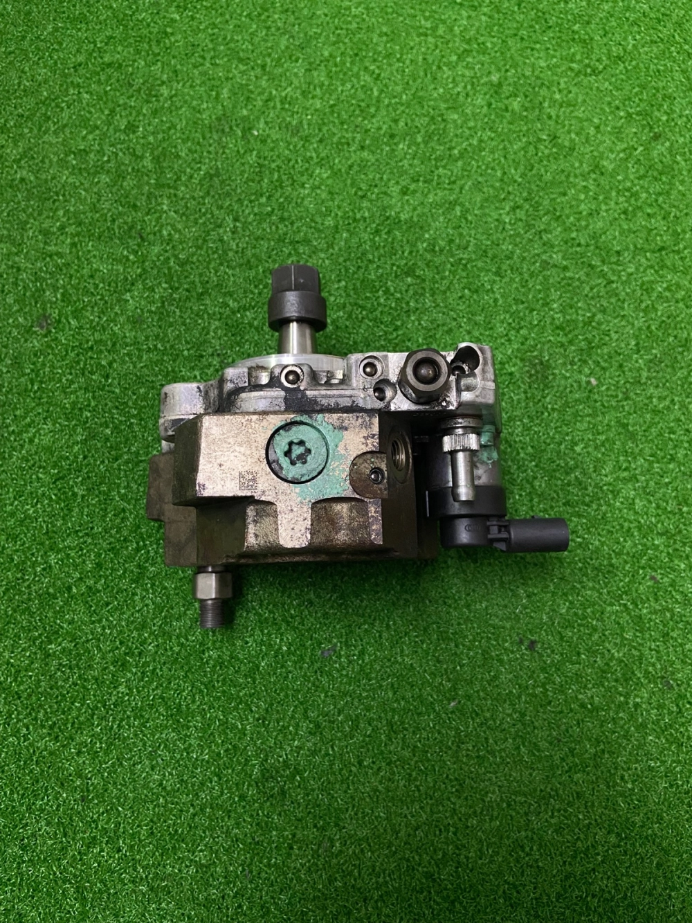 BMW E70 M57 High Pressure Pump Used