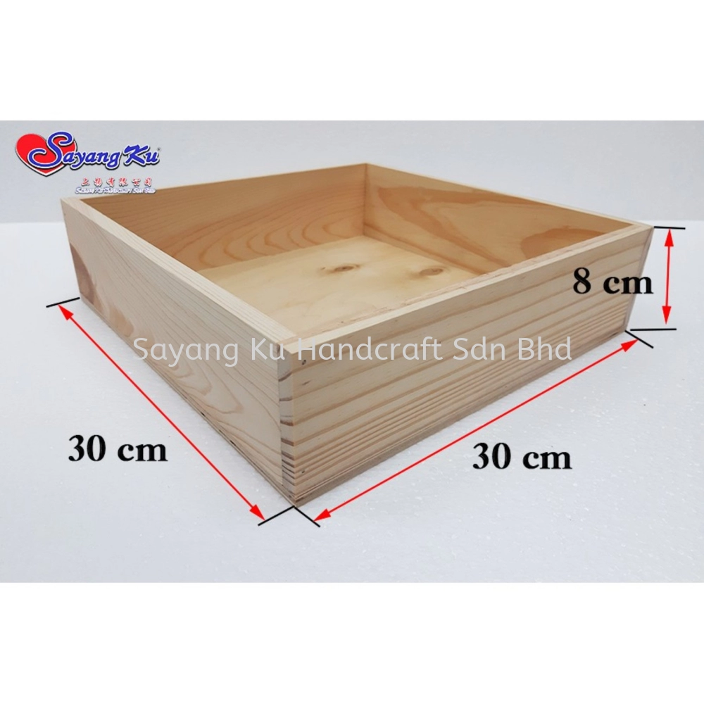 [Ready Stock] Pine Wood Dulang Hantaran / Pine Wood Tray / Hantaran Tray (30*30*8cm)