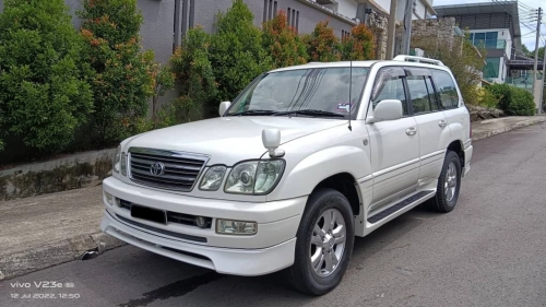 Toyota Landcruiser 4.7 Cygnus UZJ100